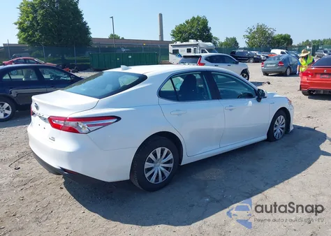 2020 Toyota Camry Le Hybrid из США, поврежденный, VIN 4T1C31AK4LU539756